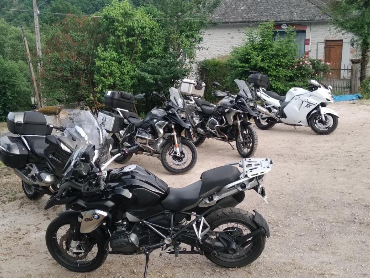 לינה וארוחת בוקר Largnac Le Relais Des Capucines מראה חיצוני תמונה